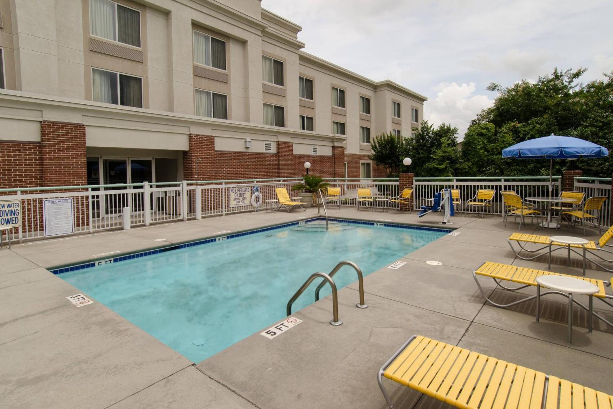 Fairfield Inn Hartsville Exterior photo